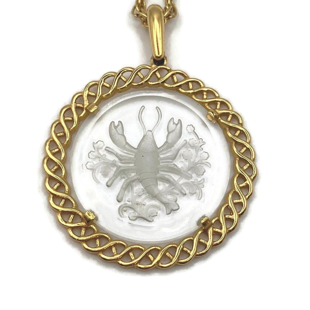 Vintage Trifari Zodiac Cancer Necklace 20 Inch Frosted Glass Intaglio Gold Tone